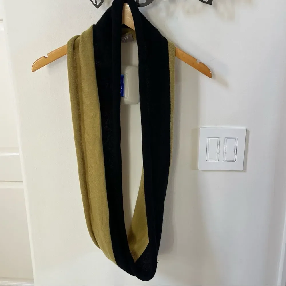 Brodie Cashmere Color-block 100% Cashmere Infinity Scarf In Green Black NWOT